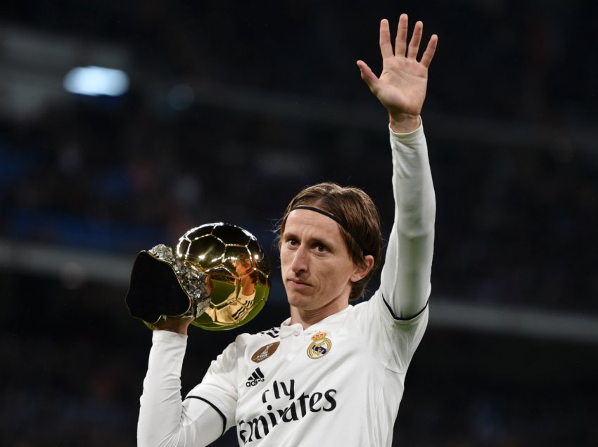 Pas më shumë se një dekade si futbollist i Realit, Modric mund të ndërrojë ambient