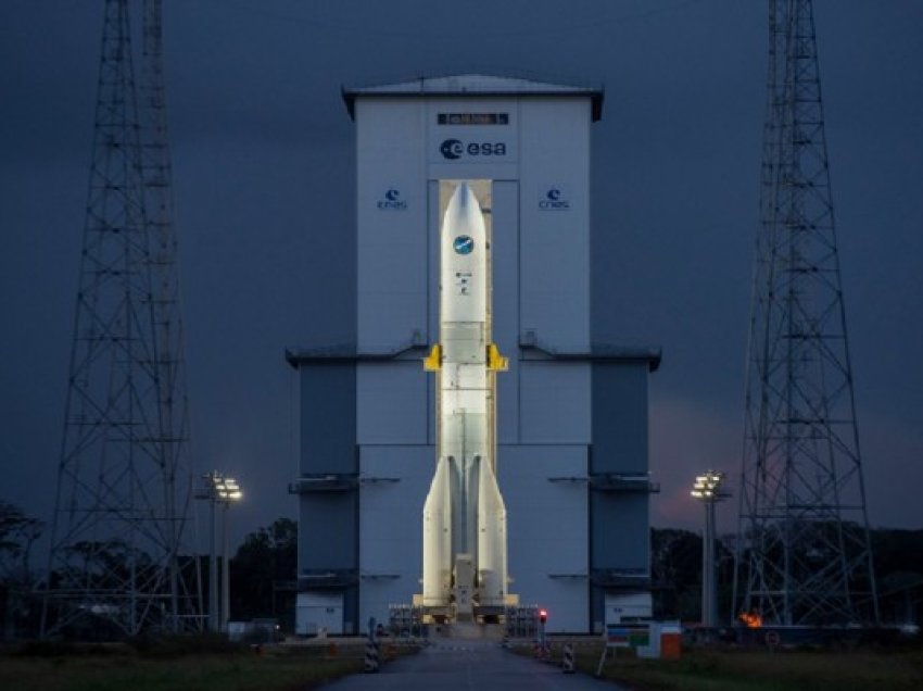 ​Raketa evropiane Ariane 6 kalon testin kryesor të ndezjes së motorit
