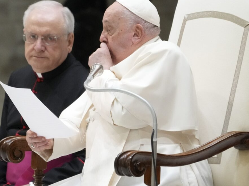 “Nuk jam mirë”, Papa Françesku flet për gjendjen e tij shëndetësore gjatë meshës në Vatikan