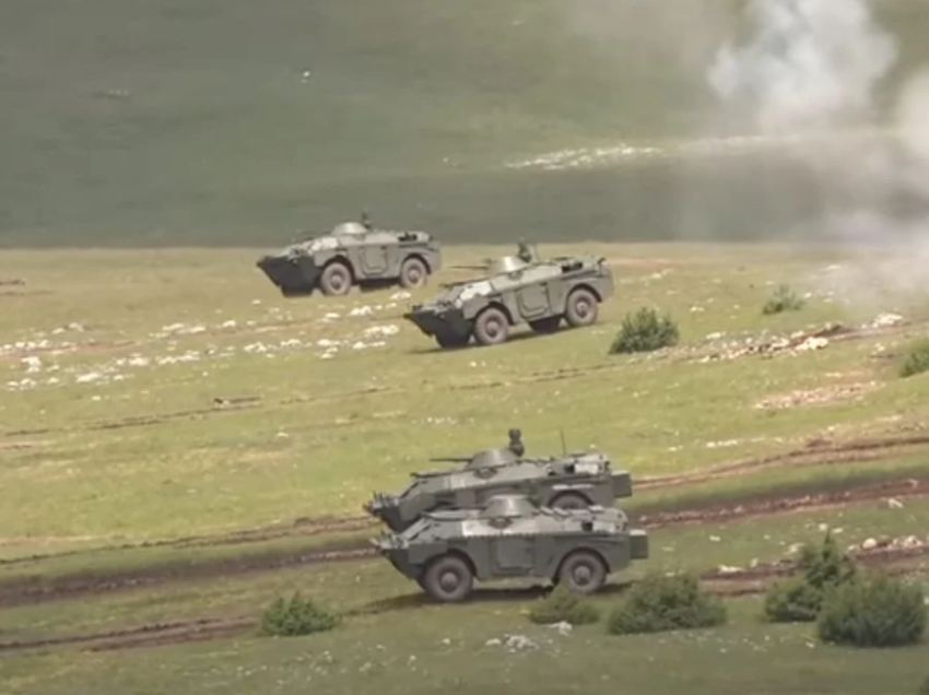 Ushtria serbe afër Kosovës, vjen paralajmërimi: Le ta provojnë prapë! Ja çfarë do t’u ndodhë