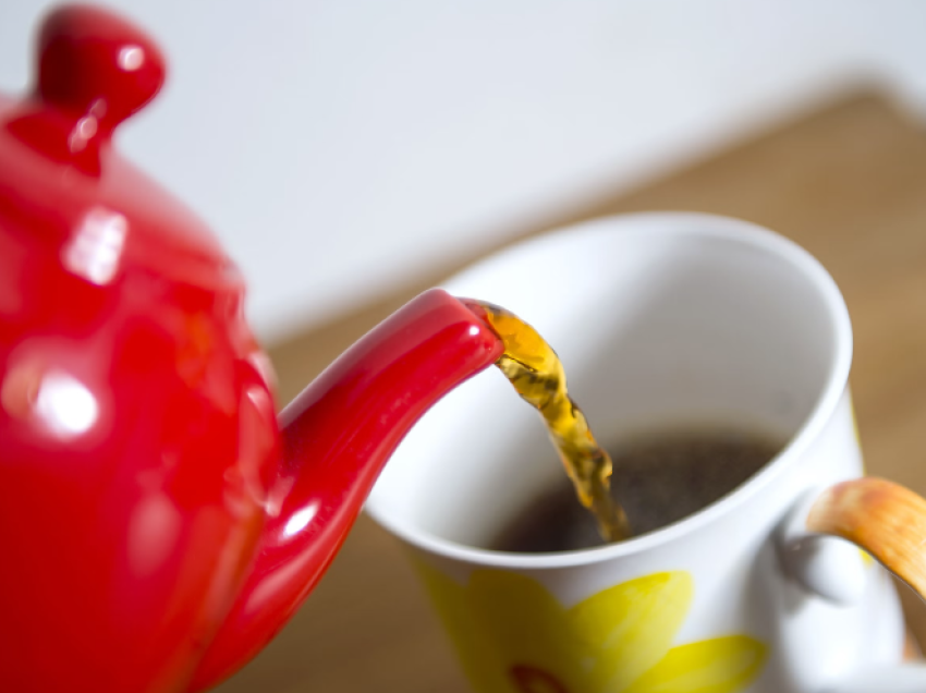 A mundet që pirja e çajit çdo ditë të zvogëlojë rrezikun e diabetit të tipit 2?