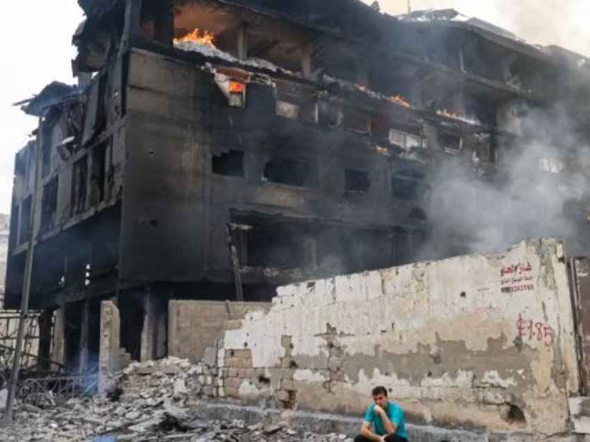 Izraeli i vazhdoi bombardimet e pareshtura në Gaza gjatë natës