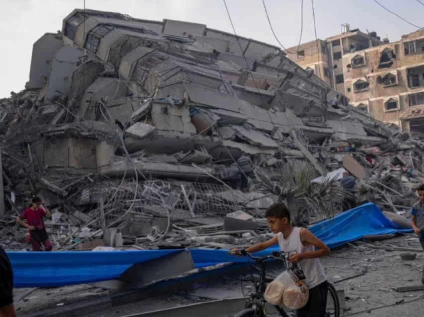 Nën bombardime të ashpra: Askund sigurt për palestinezët në Gaza