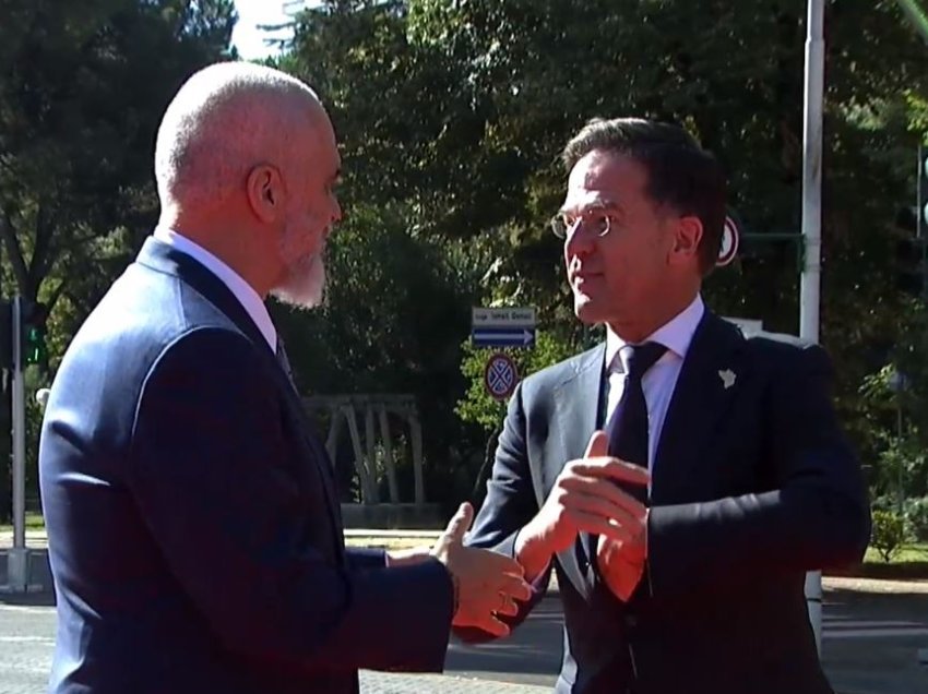 Kryeministri holandez: Sot kam mundësi të flas me Kurtin e Bërnabiqin për të ulur tensionet
