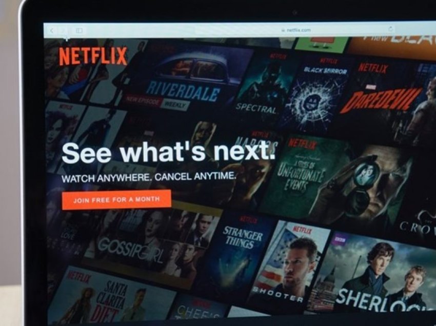Netflix ndalon ndarjen e fjalëkalimeve, “shpërthen” numri i abonentëve të rinj
