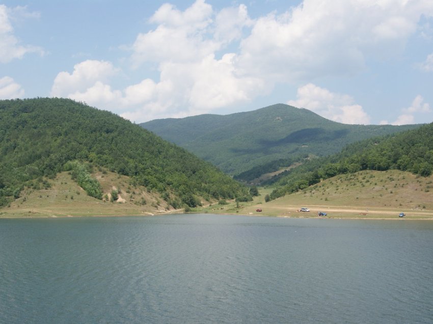 Çfarë po ndodh me ujin në Liqenin e Badovcit, flasin nga IKSHPK-ja