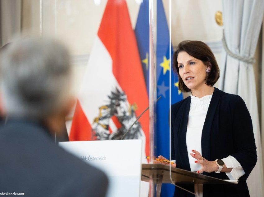 Austria kërkon njohjen e Kosovës nga krejt BE-ja