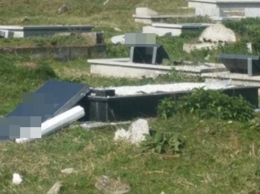 Një kompani gjatë punimeve shkakton dëme te varrezat në veri të Mitrovicës