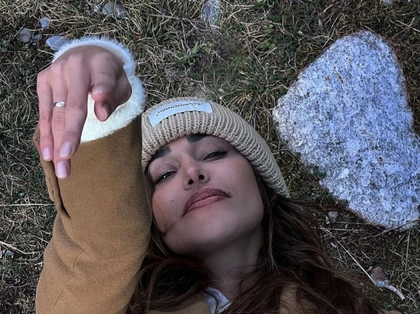Belén Rodriguez shfaqet me unazë martese: 'E lirë të vendos se çfarë dua'