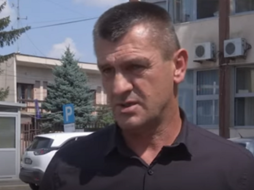 Radomiroviq: Ivanoviqin e vranë njerëzit e Radojiçiqit, nofkat i kanë “Tenzia” dhe “Penzia”
