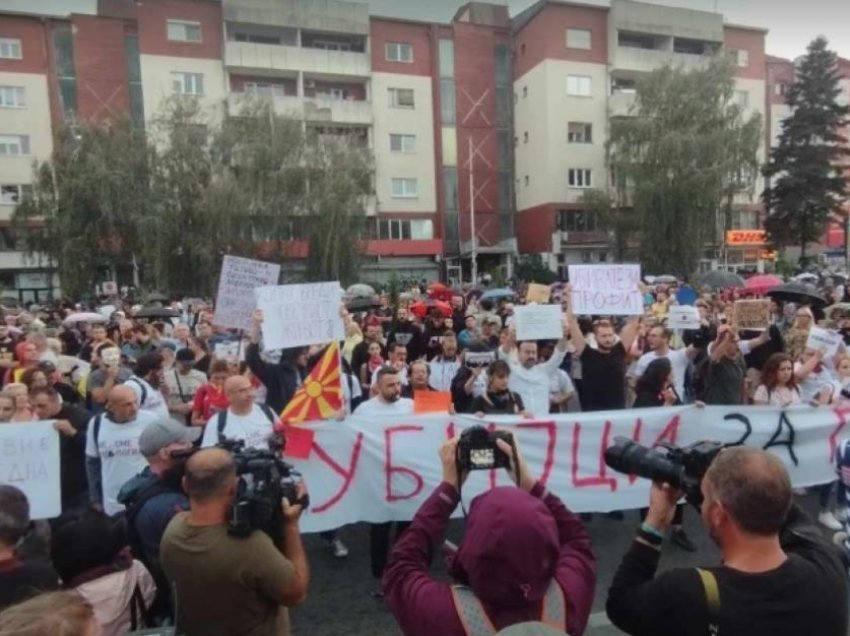 Protestë para Qeverisë së Maqedonisë për rastin në Klinikën e Onkologjisë
