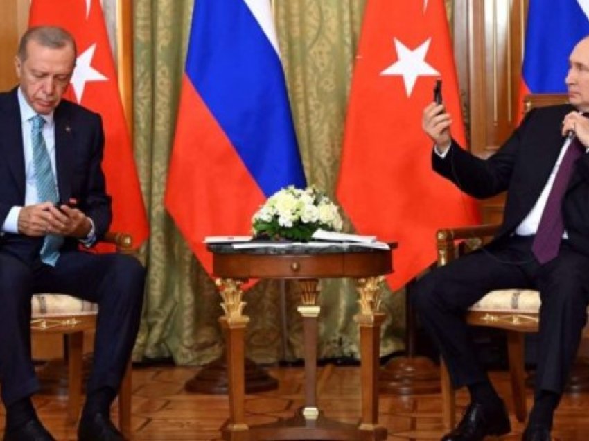 Erdoganit i ndodhi diçka e sikletshme gjatë takimit me Putinin