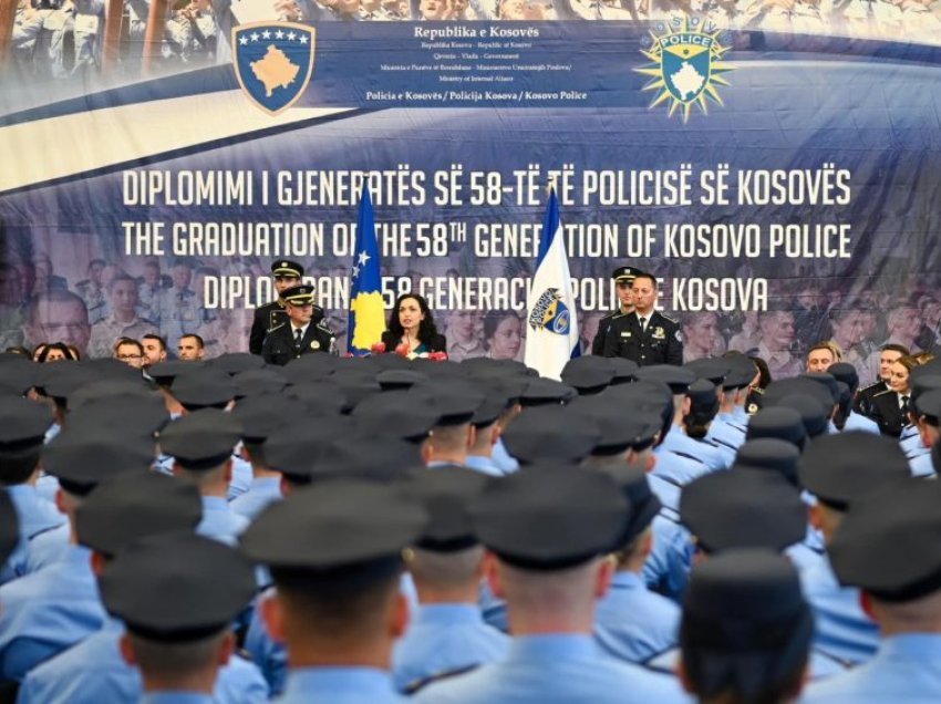 Osmani uron Policinë e Kosovës për ditën e themelimit: Gardianë të sigurisë sonë, të mbrojtjes së sovranitetit të Republikës