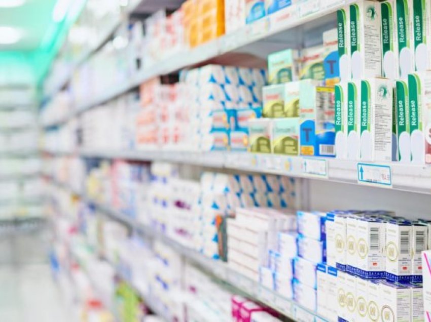 Mbi 100 gjoba për tetë muaj – Barnatoret me produkte të jashtëligjshme e pa farmacist