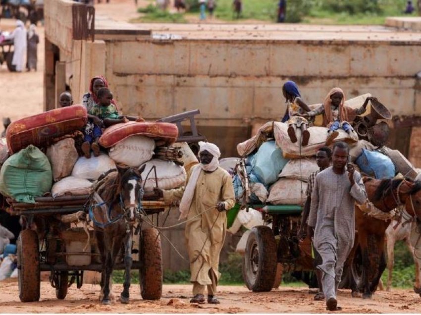 Dhjetëra civilë vriten në qytetet e Sudanit teksa luftimet vazhdojnë
