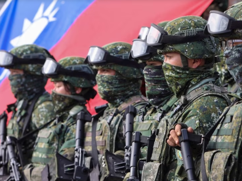 Ligjvënësit amerikanë i kërkojnë Shtëpisë së Bardhë të përshpejtojë dërgesat ushtarake në Tajvan