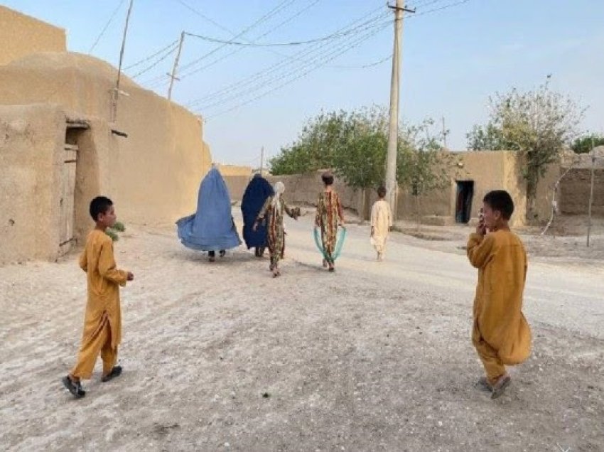 BE ndan gati 150 milion dollarë për të ndihmuar popullin afgan
