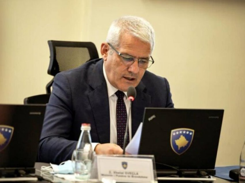 Sveçla: Urdhri për hedhjen e granatës mbrëmë në Veri erdhi nga Vuçiqi
