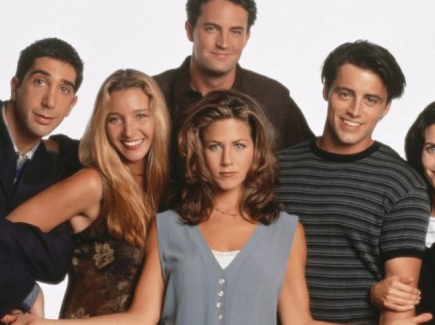 Si sot 30 vite më parë, u shfaq për herë të parë seriali ikonik “Friends”