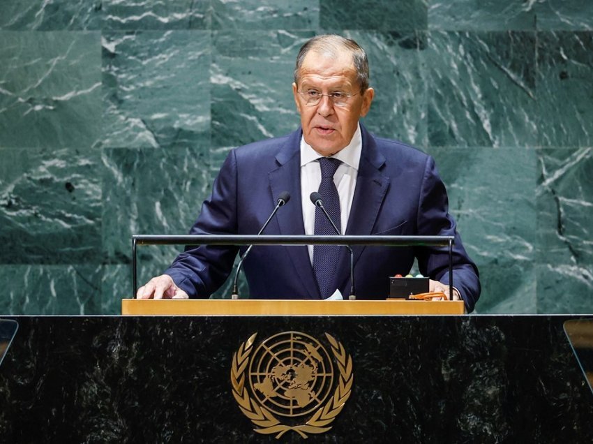 Trupat ruse do të ndihmojnë në mosmarrëveshjen e Karabakut, thotë Lavrov