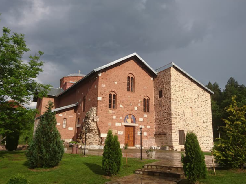 Dioqeza e Rashkës: Është gjetur armatim në oborrin e Manastirit të Banjskës 