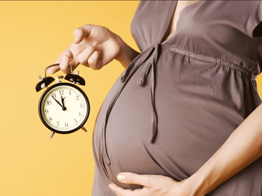 6 gjërat që i ndodhin foshnjës në 24 orët para se të lindë