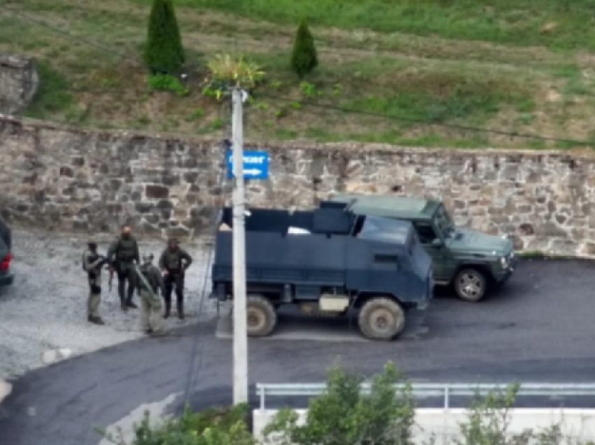 Lista Serbe shpall tri ditë zie për terroristët serbë të vrarë në veri