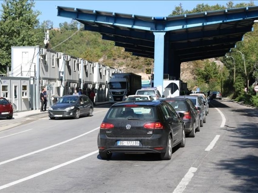Katër ditë pas sulmit terrorist, pikat kufitare në Bërnjak e Jarinjë ende të mbyllura