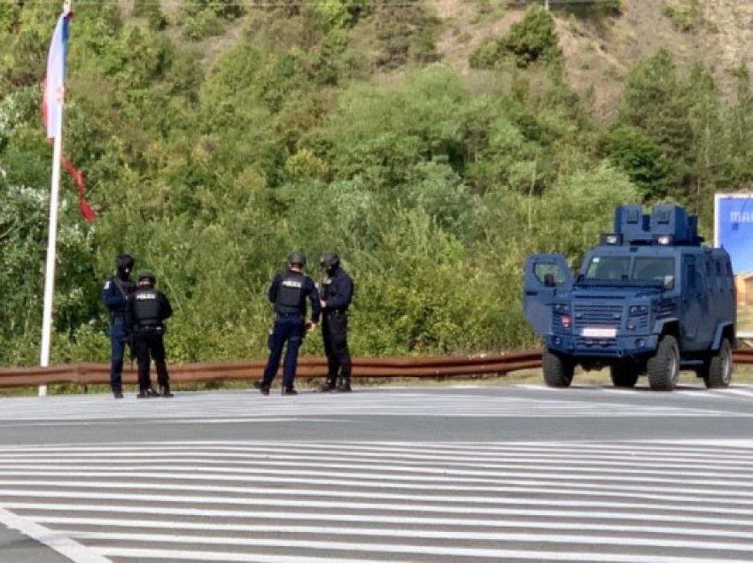 ​Policia po qëndron udhëkryqin që shpie për në Banjskë