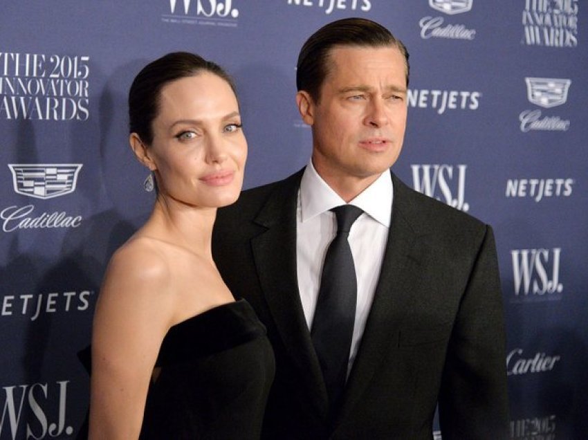 Angelina Jolie flet për jetën pas divorcit: Akoma nuk e di kush jam