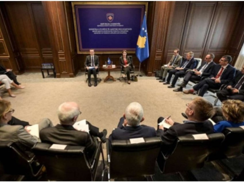 Gërvalla për takimin me ambasadorët pas sulmit terrorist: Theksuam përkushtimin për bashkëpunim dhe koordinim me aleatët