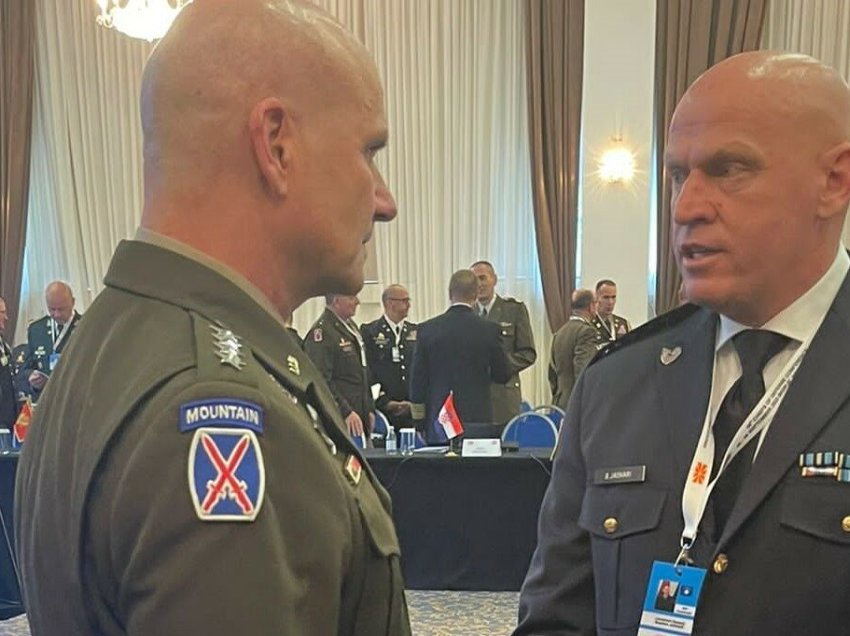 Jashari merr pjesë në Konferencën e Shefave të Mbrojtjes A5, FSK-së i premtohet vazhdim i mbështetjes nga ShBA-ja