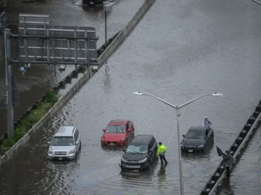 Shpallet gjendje të jashtëzakonshme në Nju Jork, për shkak të vërshimeve