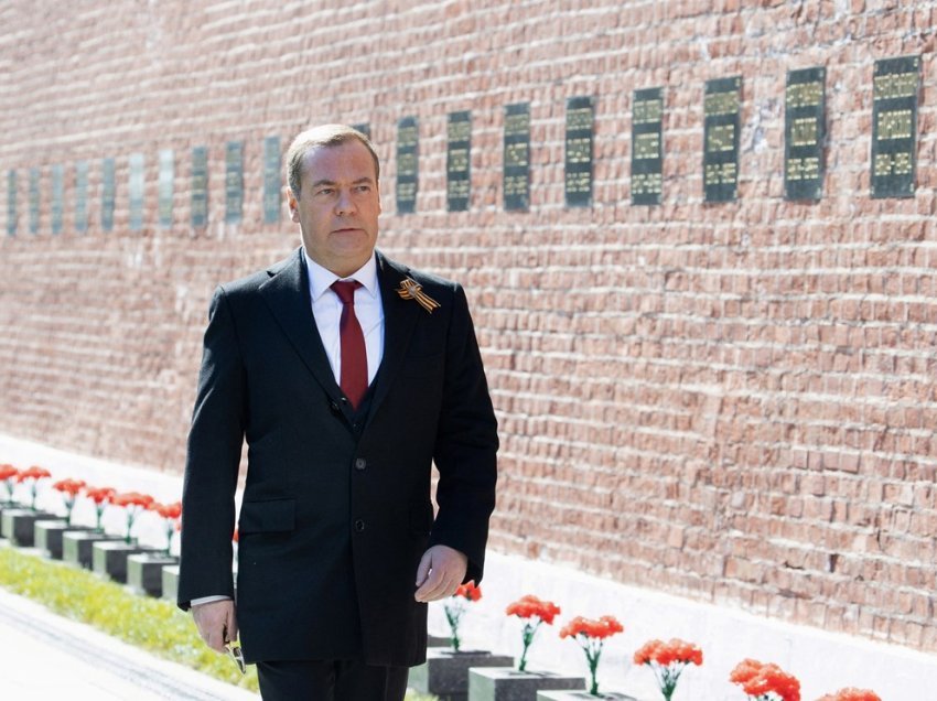 Medvedev: Rusia mund të aneksojë më shumë territore