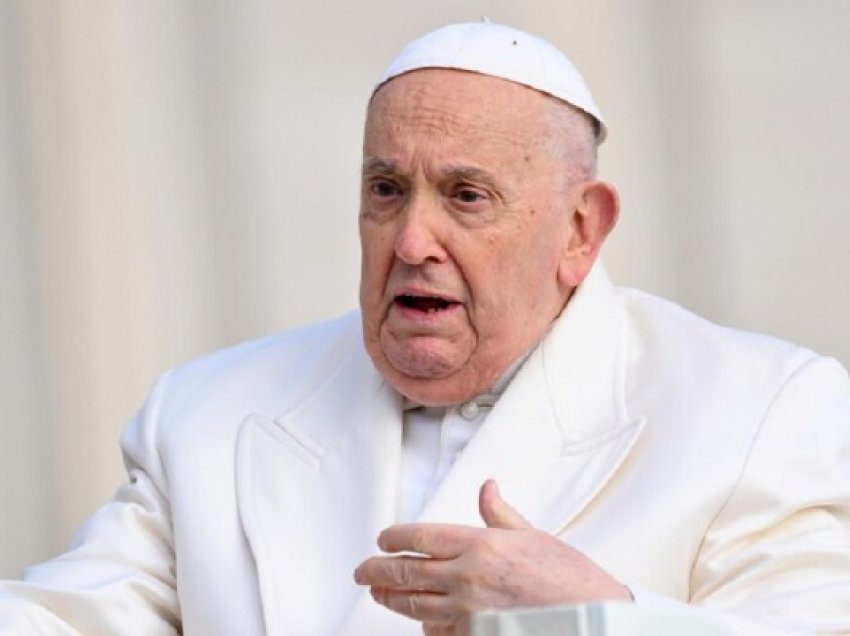 ​Papa shpreh shqetësimin për vdekjen e punonjësve të ndihmave në Gaza