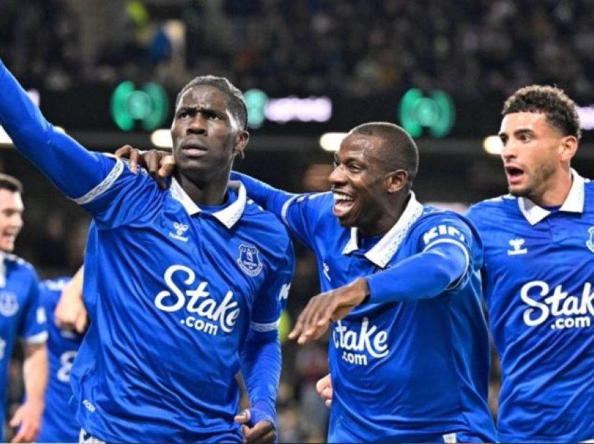 “Gjigantët” e Anglisë pas “ylli” të Everton