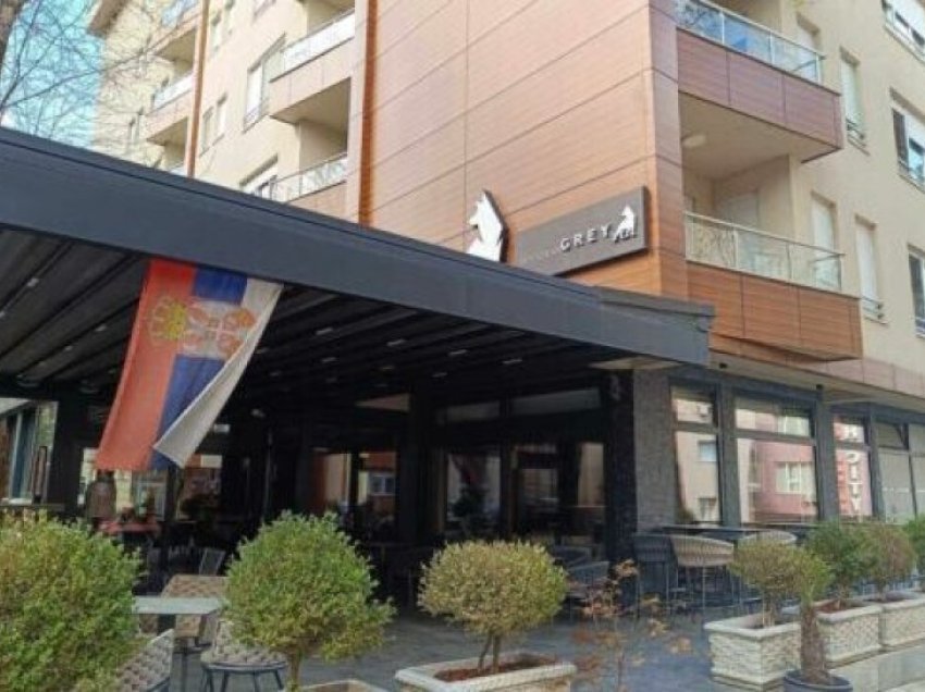 Policia vendos kamera sigurie në restorantin e konfiskuar të Milan Radoiçiqit