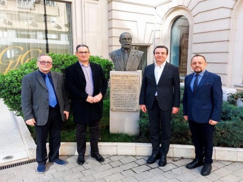 ​Kurti takohet në Bukuresht me përfaqësues të mërgatës shqiptare në Rumani