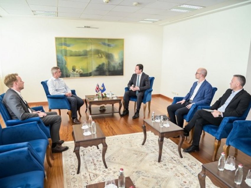 ​Rëndësia e hyrjes së Kosovës në KiE, Kurti takon ambasadorin Hargreaves