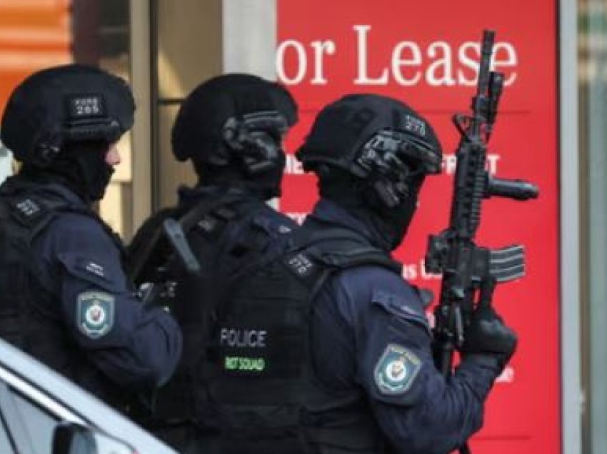 Ende nuk dihet motivi i sulmit në Sidnej, policia nuk përjashton terrorizmin