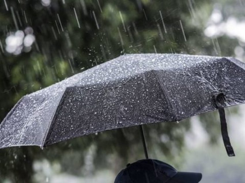 Ndryshim drastik i motit, reshje shiu në të gjithë vendin e shkarkime rrufesh
