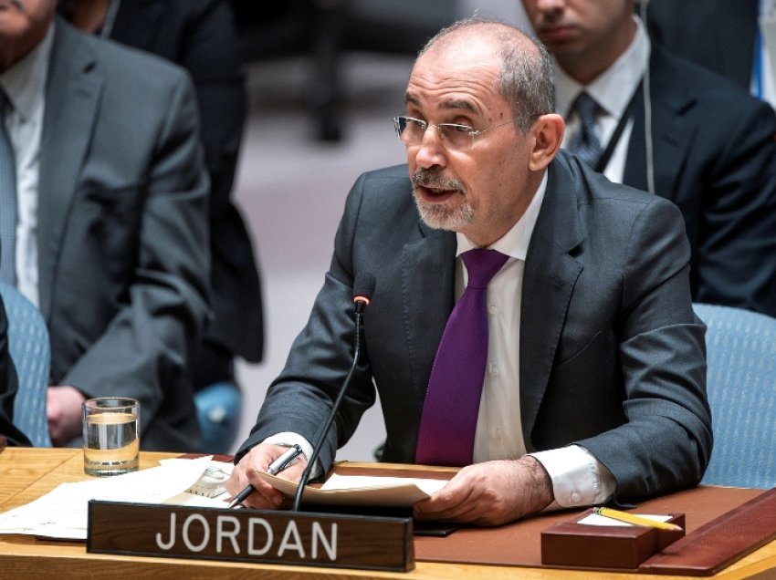 Jordania bën thirrje për presion ndaj Izraelit për të parandaluar sulmet në Rafah