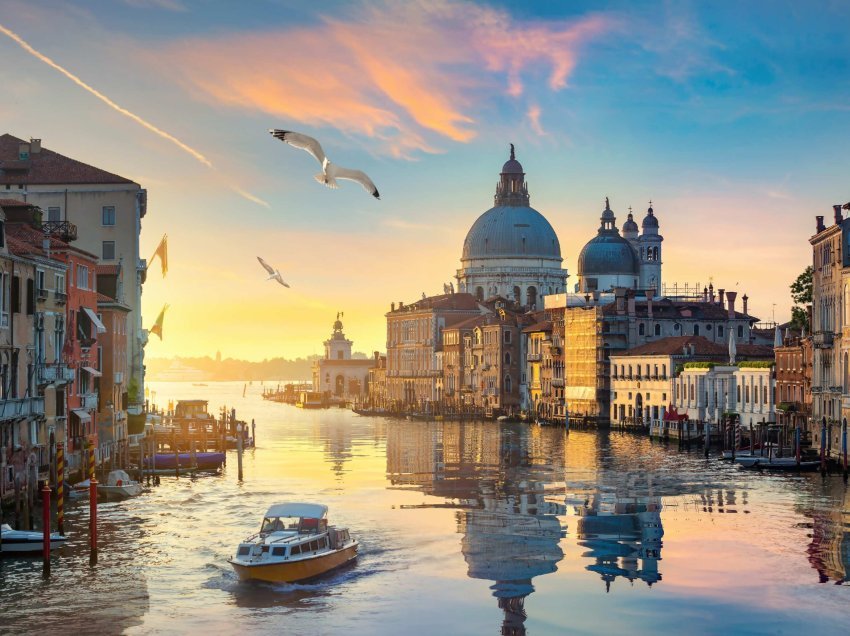 Venecia vendos tarifë për turistët, hyn në fuqi nga nesër