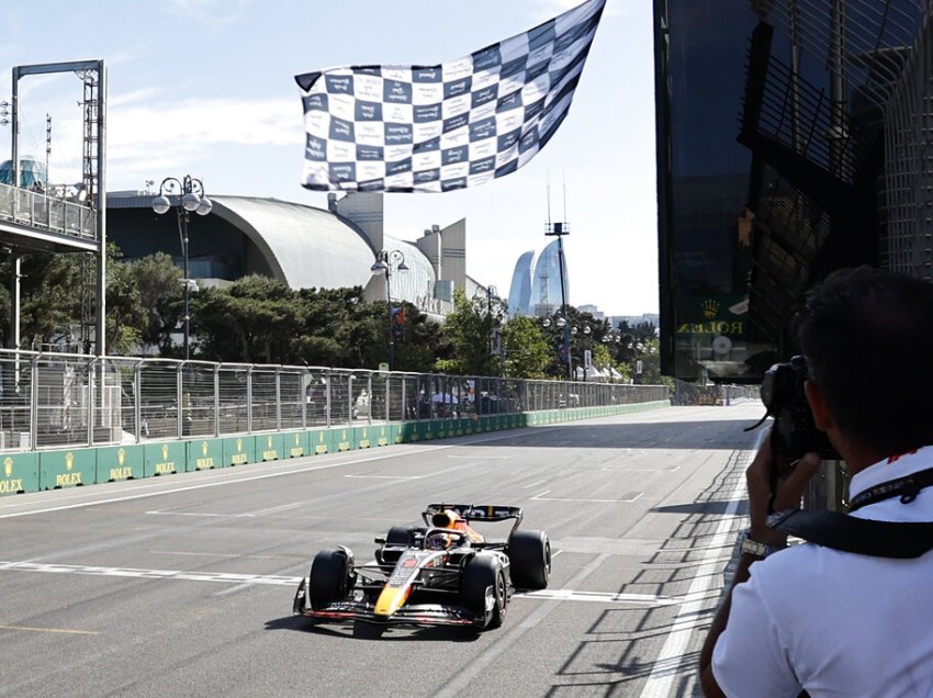 Azia kërkon edhe dy gara të tjera në Formula 1