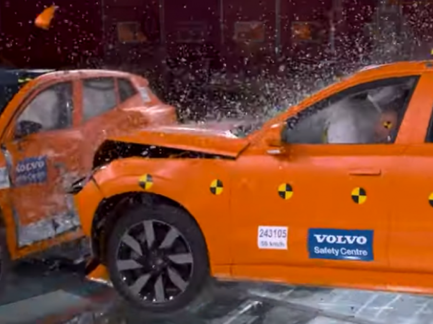 Pamjet: Volvo “përplas” veturën më të madhe të saj me atë më të voglën