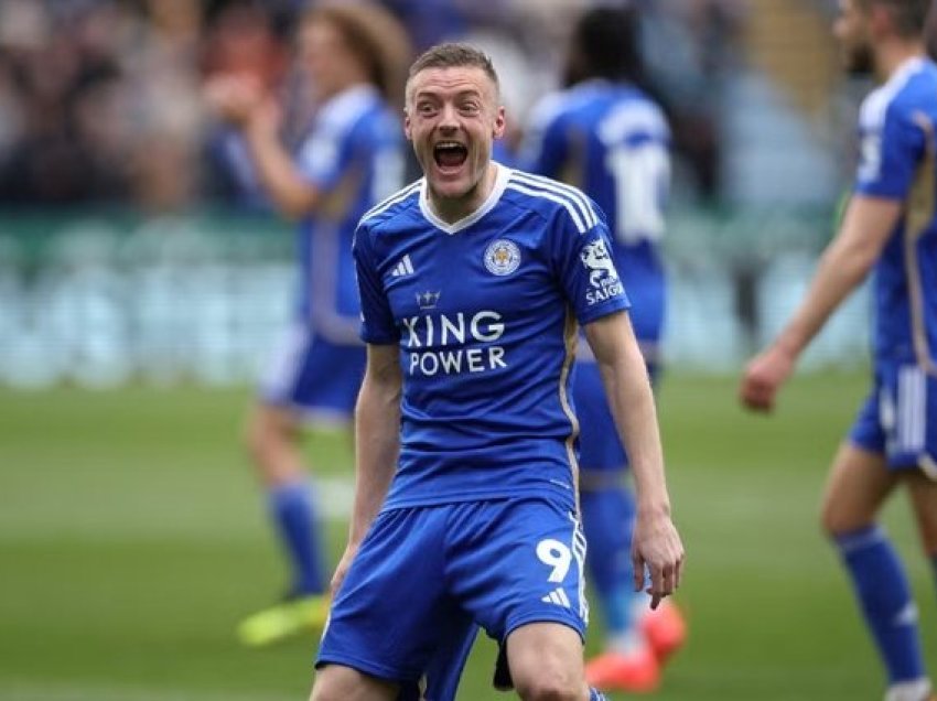 Leicester siguron rikthimin në Premier League