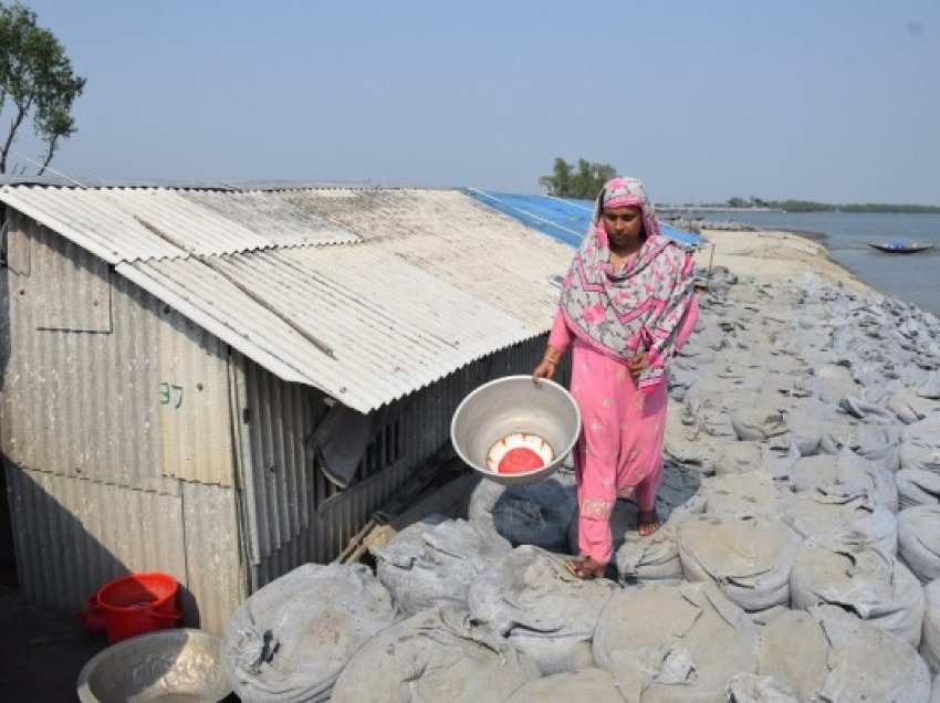 ​Bangladeshi nën valën më të gjatë të të nxehtit në 76 vjet