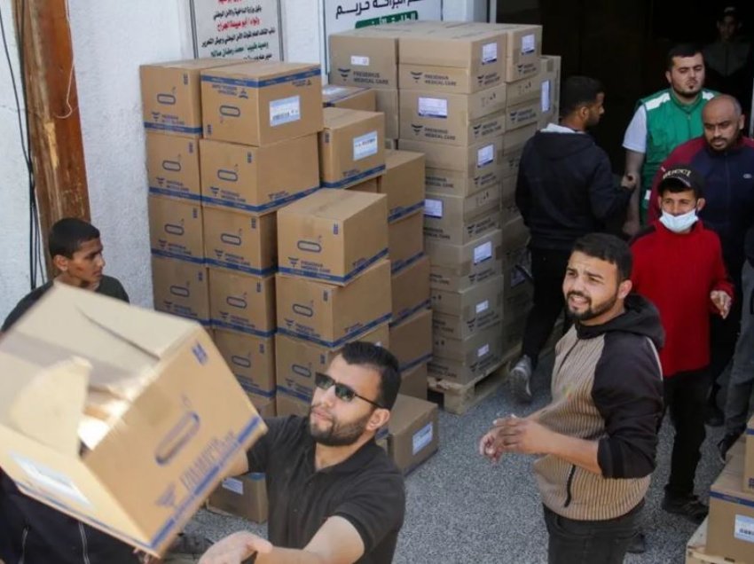 Forcat britanike mund të vendosen në terren për të ndihmuar në dërgimin e ndihmave në Gaza