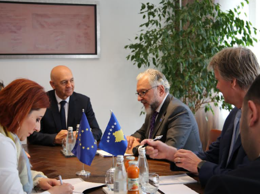 U.D. Kryeprokurori i Shtetit dhe Shefi i Misionit të EULEX-it diskutuan për sundimin e ligjit në Republikën e Kosovës