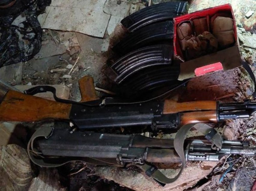Bastisje në Gostivar, policia gjen armë dhe municione